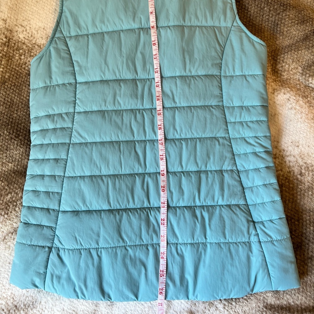 NorthFace vest size large girls. Blue/teal